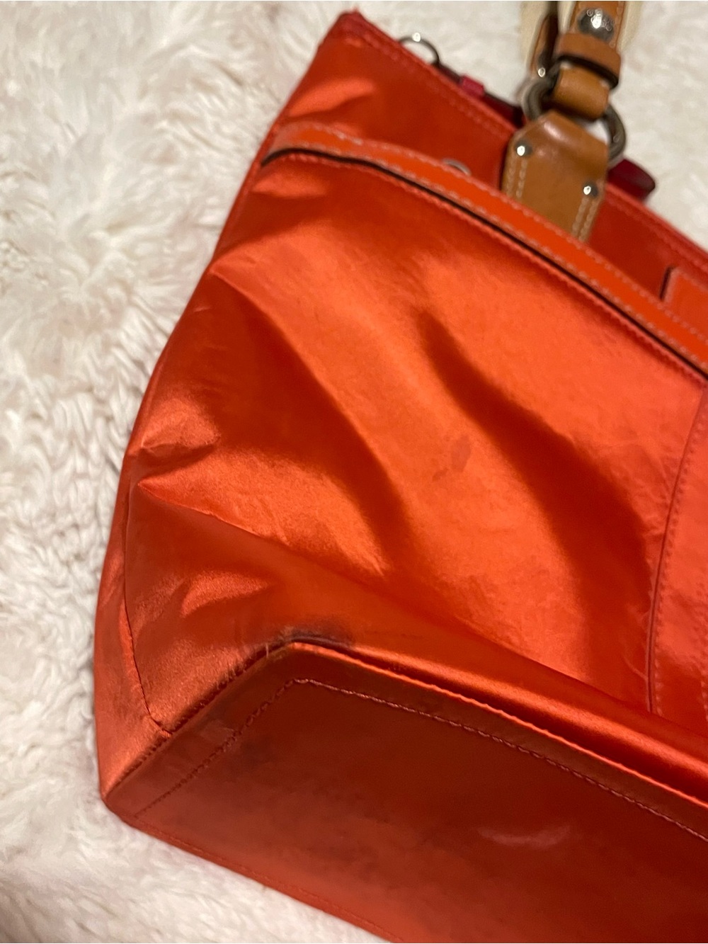 Coach Hamptons Weekend Small Tote Bag Red Satin Nylon Canvas Leather Trim 11744 - Picture 8 of 16